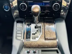 2020 Toyota Alphard Hybrid 2.5L Premium, чёрный — фото 17