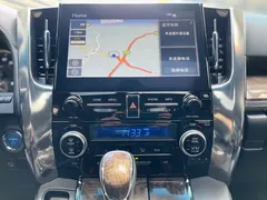 2020 Toyota Alphard Hybrid 2.5L Premium, чёрный — фото 18