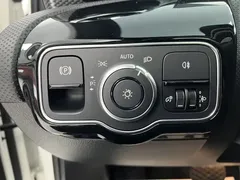 2022 Mercedes-Benz A-Class 180 L Sport Sedan, белый — фото 12