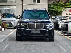 2022 BMW X7 xDrive M50i, синий — фото 2