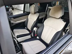 2022 BMW X7 xDrive M50i, синий — фото 7