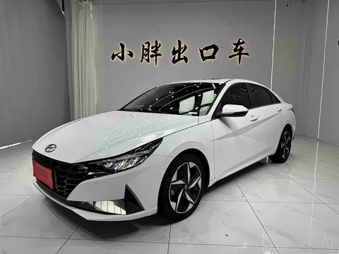 2022 Hyundai Elantra 1.5L CVT LUX Premium