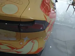2022 Changan UNI-V 1.5T Premium, зелёный — фото 24