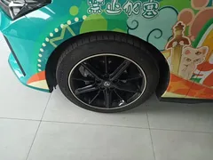 2022 Changan UNI-V 1.5T Premium, зелёный — фото 25