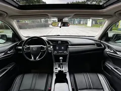 2019 Honda Civic 220TURBO CVT V, белый — фото 10