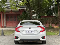 2019 Honda Civic 220TURBO CVT V, белый — фото 12
