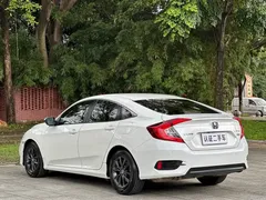 2019 Honda Civic 220TURBO CVT V, белый — фото 13