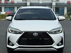2022 Toyota Yaris L Zhixuan X 1.5L CVT Luxury Plus, белый — фото 2