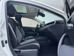 2021 Toyota Corolla 1.2T S-CVT PLUS, белый — фото 8