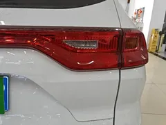 2021 Haval M6 PLUS 1.5T DCT, белый — фото 8