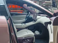 2025 Xiaomi YU7 4WD Max — фото 17