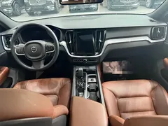 2024 Volvo S60 B4 Luxury, белый — фото 5