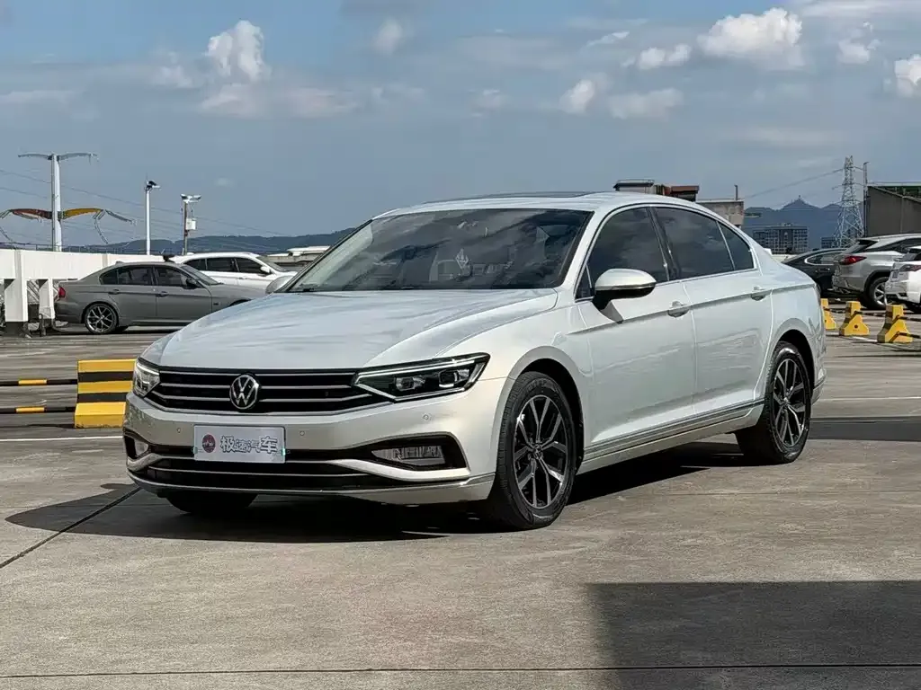 2020 Volkswagen Magotan 330TSI DSG