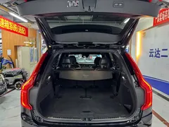 2022 Volvo XC90 B6 Sport 7-seat, чёрный — фото 12