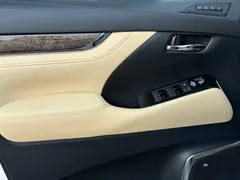 2021 Toyota Vellfire Hybrid 2.5L HV Premium, белый — фото 16