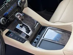 2021 Toyota Vellfire Hybrid 2.5L HV Premium, белый — фото 17
