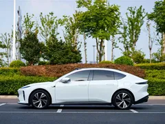 2022 Nio ET5 75kWh, белый — фото 3