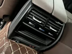 2021 BMW 5 Series 525Li Luxury Package, белый — фото 7