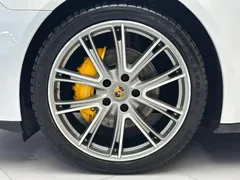2021 Porsche Panamera 2.9T, белый — фото 7