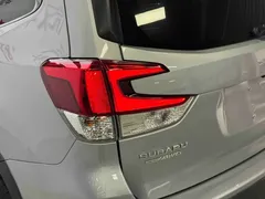 2021 Subaru Forester 2.0i Luxury EyeSight — фото 24