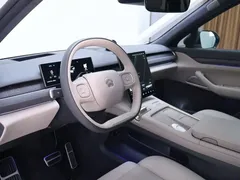 2023 Nio ES8 100kWh Signature, белый — фото 11