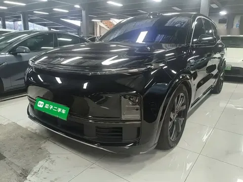2023 Li Auto L8 Pro