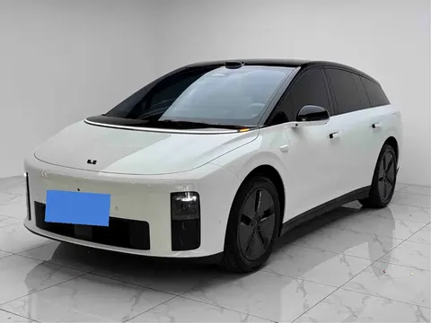 2025 Li Auto i6 2WD Standard