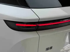 2025 Li Auto i6 2WD Standard, белый — фото 14