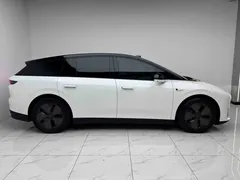 2025 Li Auto i6 2WD Standard, белый — фото 16