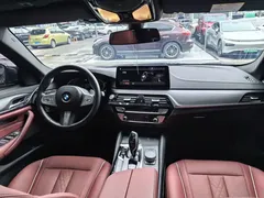 2023 BMW 5 Series 530Li Leading M Sport Package, чёрный — фото 9