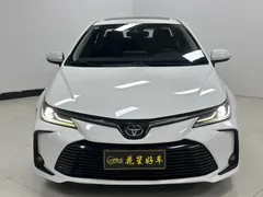 2021 Toyota Corolla TNGA 1.5L CVT Elite, белый — фото 2