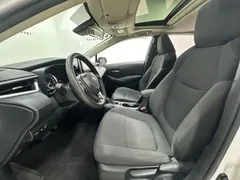 2021 Toyota Corolla TNGA 1.5L CVT Elite, белый — фото 11