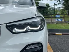 2019 BMW X5 xDrive40i M, белый — фото 8