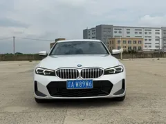 2023 BMW 3 Series 320Li M Sport Package, белый — фото 2