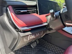 2023 Jetour Jietu X70 PRO 1.5T DCT Comfortable 7-seater, белый — фото 19