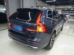 2024 Volvo XC60 4WD Luxury, синий — фото 7