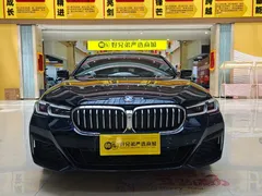 2022 BMW 5 Series 5 530Li M, чёрный — фото 2