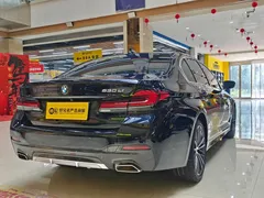 2022 BMW 5 Series 5 530Li M, чёрный — фото 9