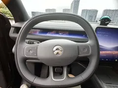2026 Nio ES8 6-seat Executive Signature, чёрный — фото 15