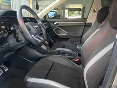 2022 Audi Q3 40 TFSI, зелёный — фото 8