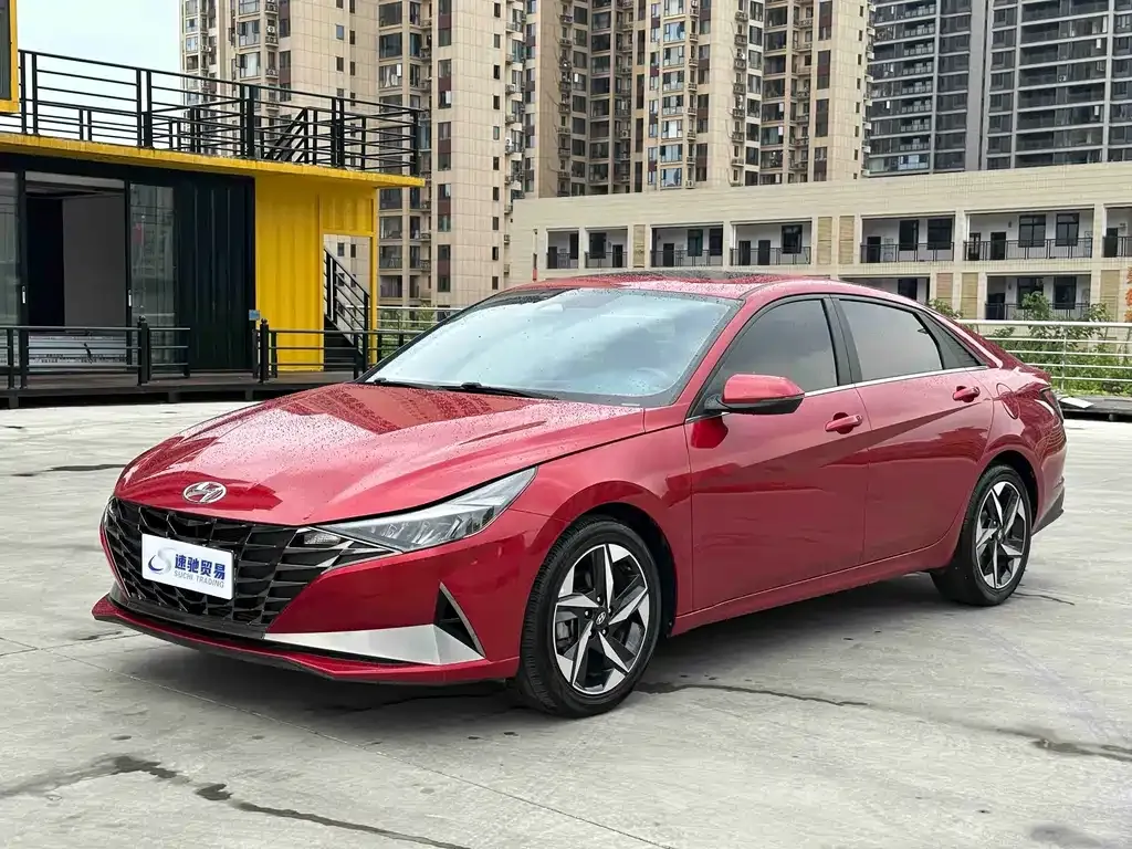 2022 Hyundai Elantra 1.5L CVT LUX Premium