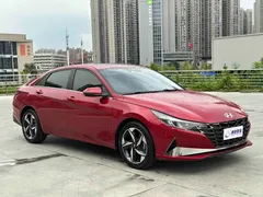 2022 Hyundai Elantra 1.5L CVT LUX Premium — фото 3