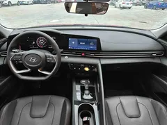 2022 Hyundai Elantra 1.5L CVT LUX Premium — фото 11