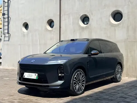 2026 Nio ES8 6-seat Executive Signature