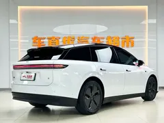 2025 Li Auto i6 2WD Standard, белый — фото 4