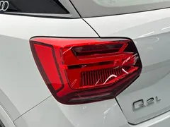 2022 Audi Q2L 35 TFSI, белый — фото 10
