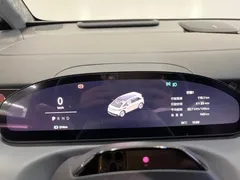 2025 Zeekr Mix Smart Driving, белый — фото 15