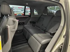 2025 Zeekr Mix Smart Driving, белый — фото 20