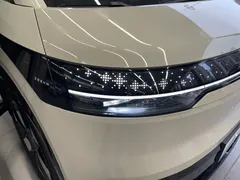 2025 Zeekr Mix Smart Driving, белый — фото 35