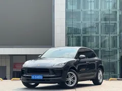2022 Porsche Macan 2.0T — фото 1